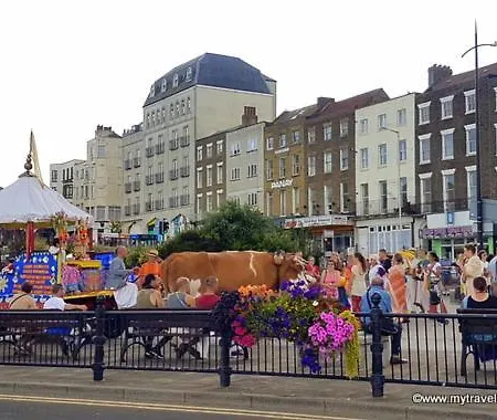 Cliftonville Approach Margate Extérieur photo