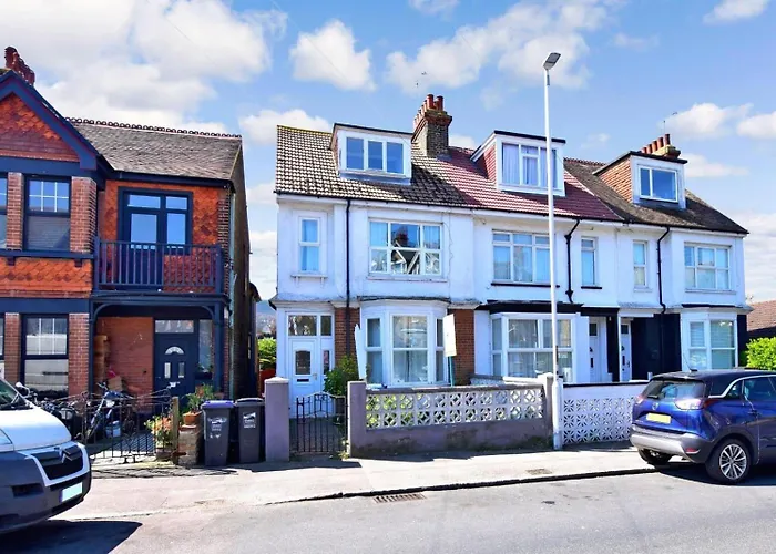 Cliftonville Approach