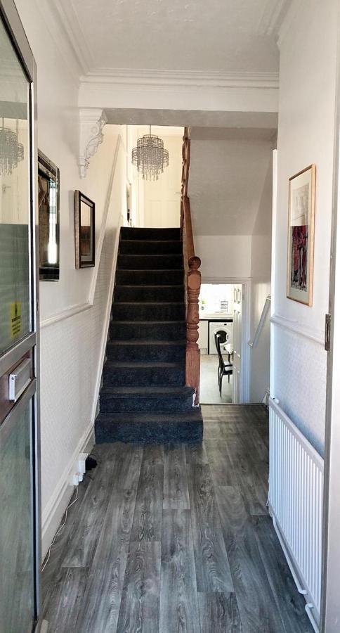 Apartment Cliftonville Approach *