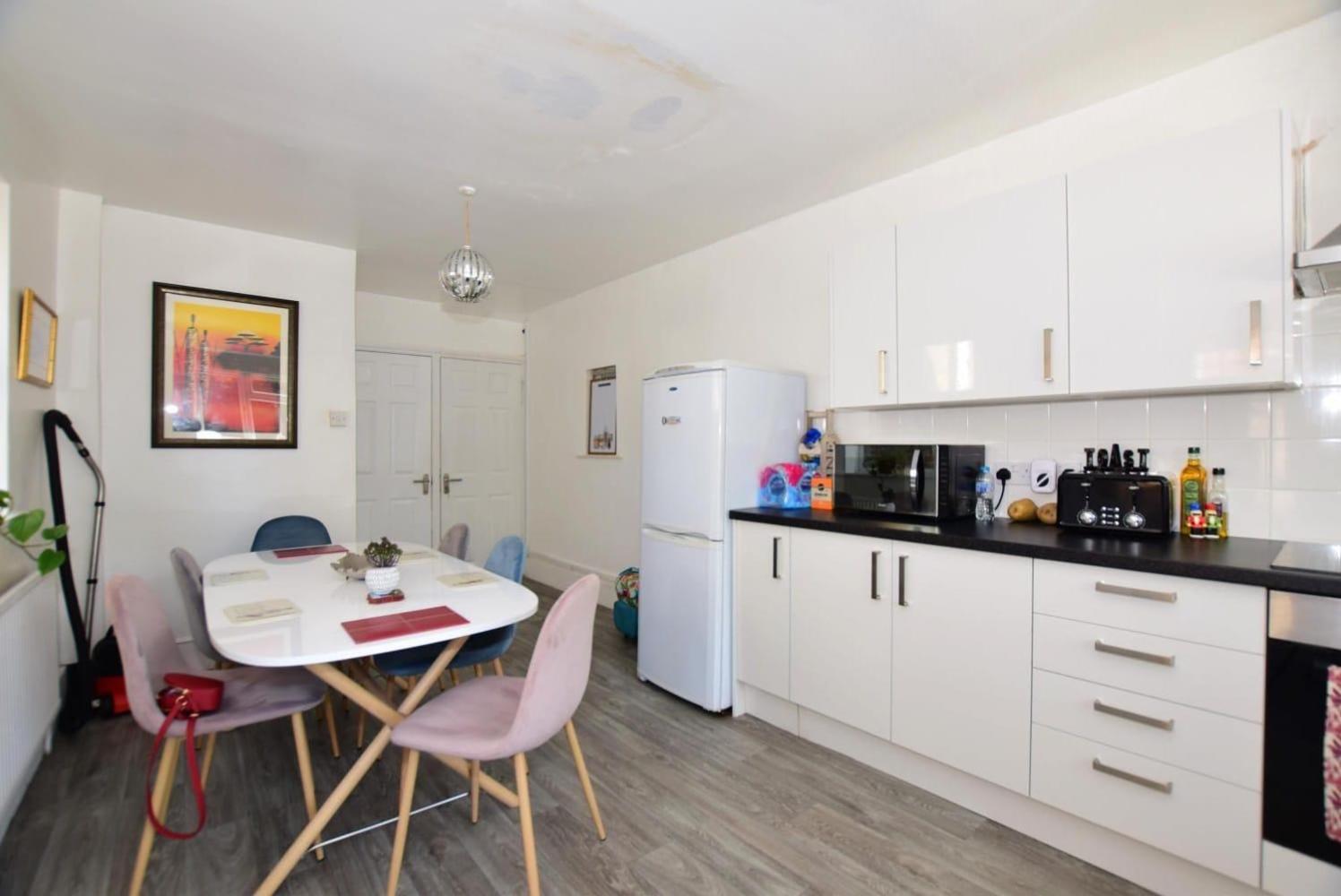 Cliftonville Approach Apartment *